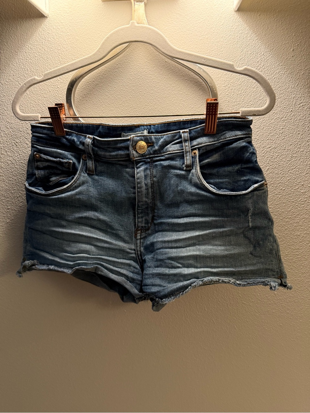 STS Blue Women’s Stretch Denim High-Rise Cutoff Shorts Sz 28 - Picture 2 of 4
